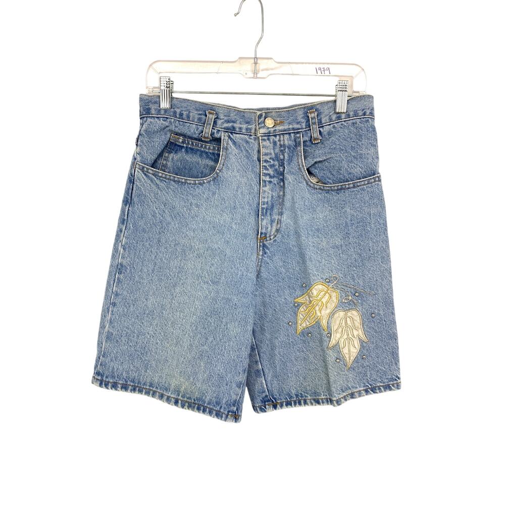 Vintage 80s Jean Bermuda Shorts Womens 30" High Rise Applique Detail Light Wash